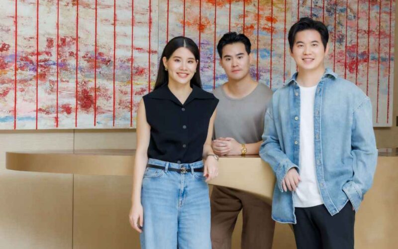 3 พี่น้องกอบกุลสุวรรณ เปิด KAYAKI