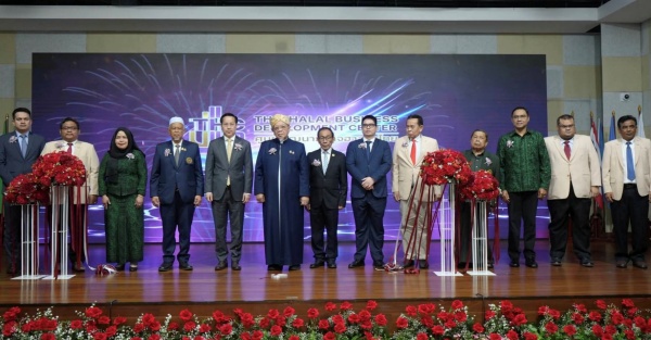 ม.เกริก เปิดศูนย์ธุรกิจฮาลาล (6)
